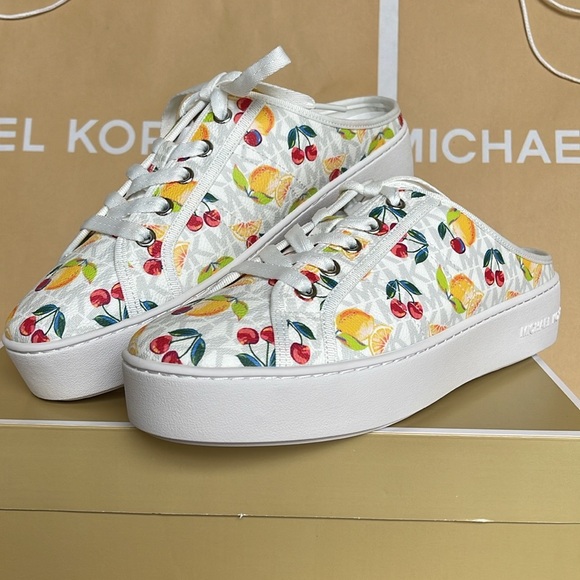 Michael Kors POPPY SLIDE SNEAKERS 
FRUIT PAINT MK SIG SM
49T4POFP1Q Platforms - Picture 2 of 16